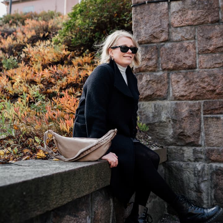 Täykky – Beige Velvet