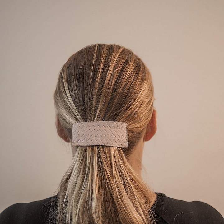 French Barrette – Braids Pale Rose