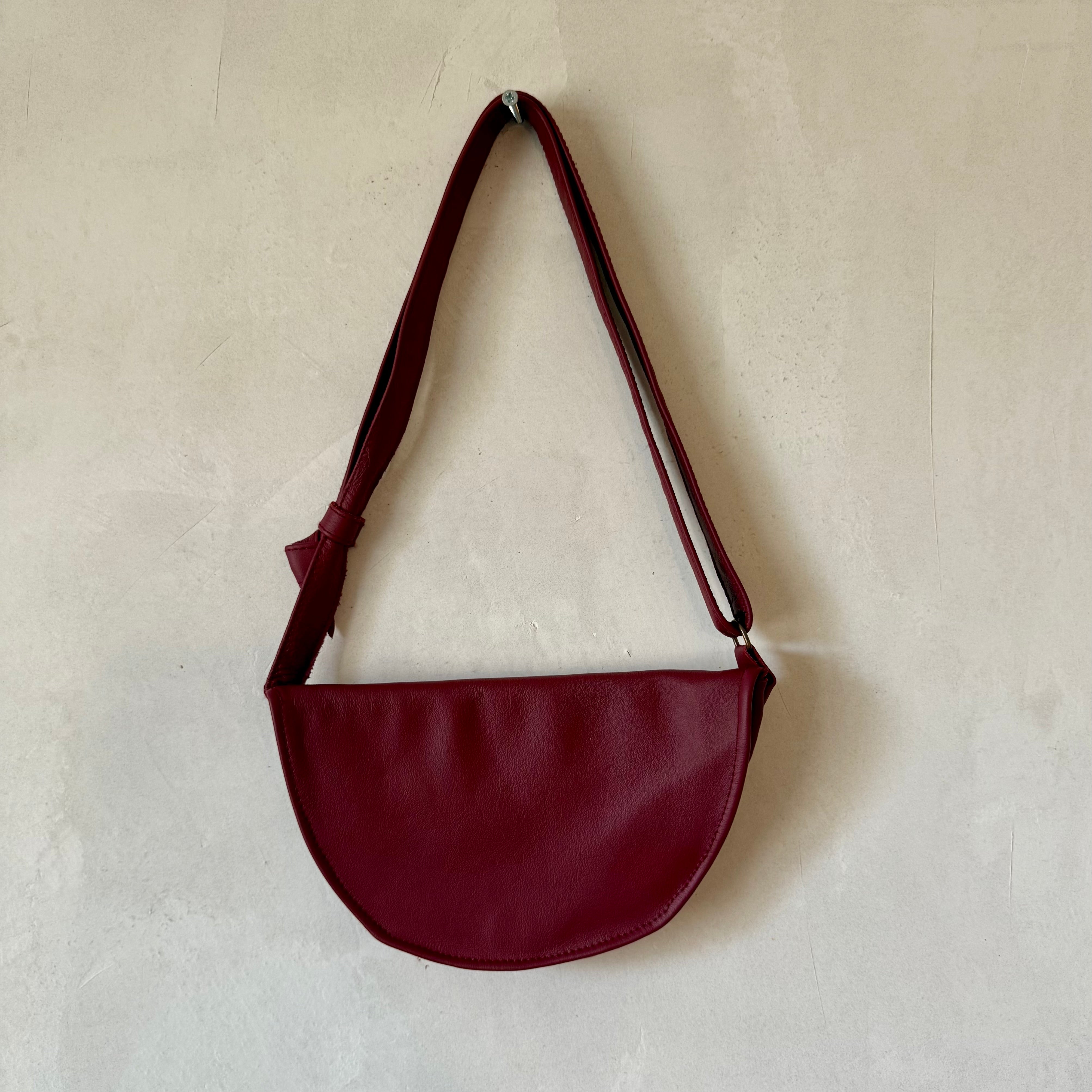 Kaikku – Burgundy